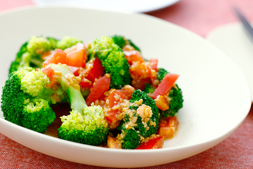 ブロッコリーのサラダ トマトしょうゆ糀ドレッシング｜レシピ｜マルコメ