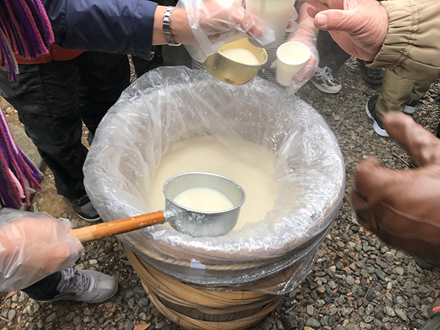 下老袋氷川神社の甘酒祭