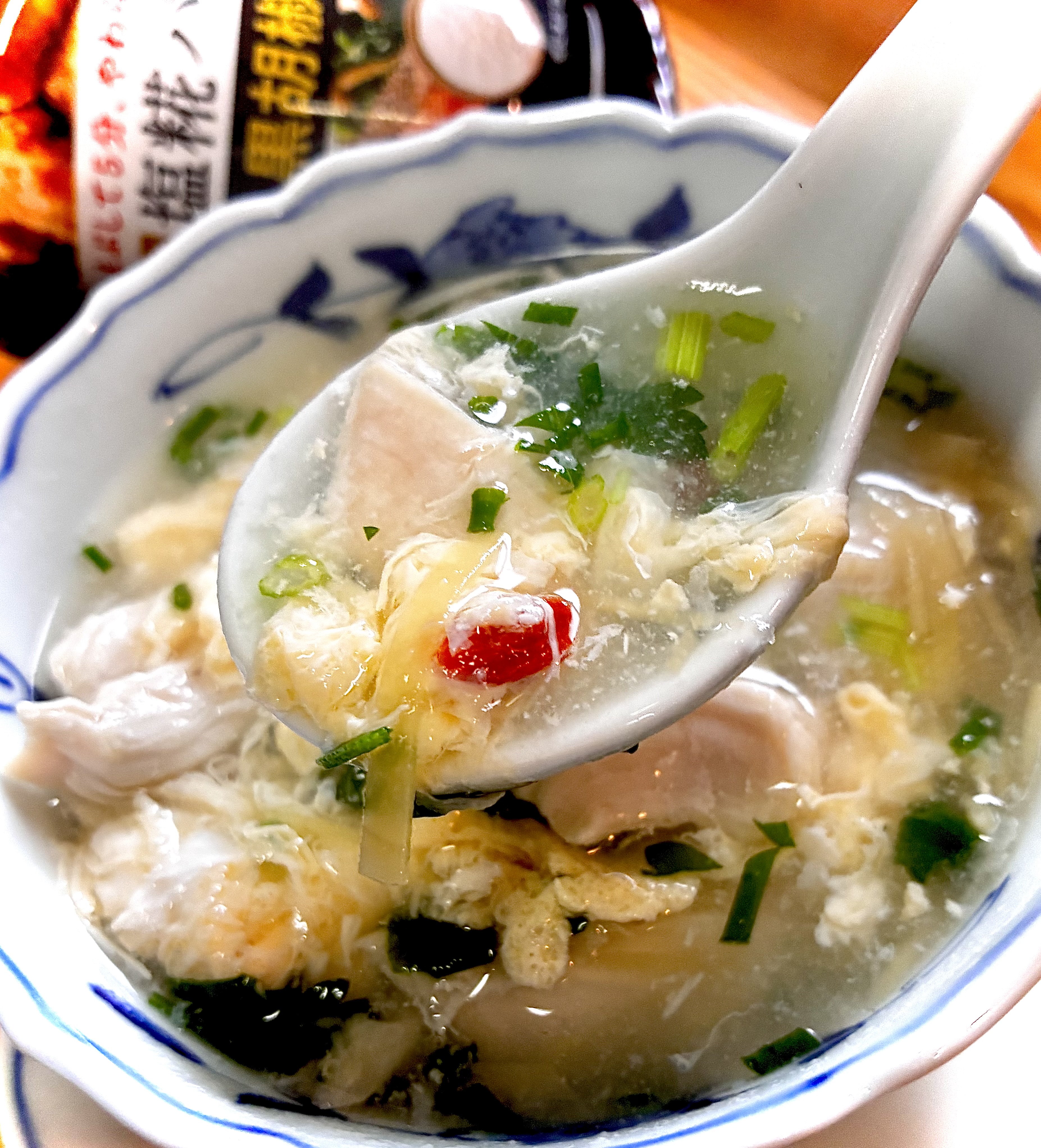 生塩糀パウダー黒胡椒ブレンドでスープ