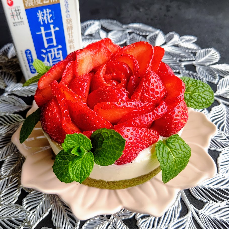 お花のレアチーズケーキ
