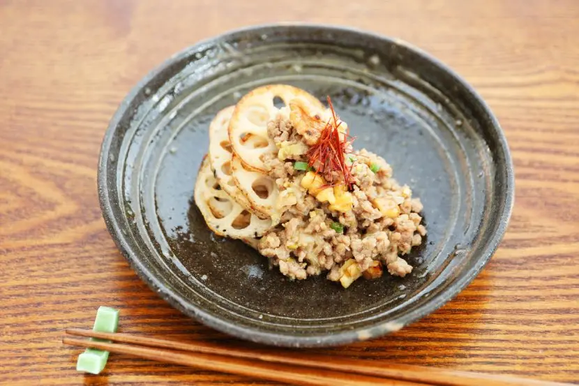 焼きれんこんの肉くるみ味噌かけ