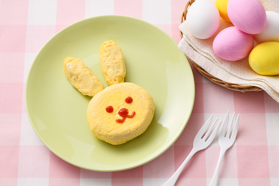 レンジで！糀甘酒のふわふわうさぎオムレツ