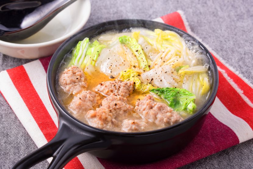 鶏挽き肉と白菜の無限鍋