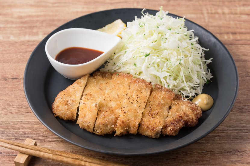 【下味冷凍】豚ロース肉の塩糀漬け やわらか揚げ焼きとんかつ