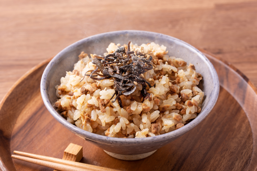 ツナと大豆のお肉の炊き込みご飯