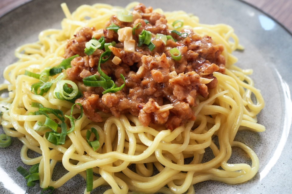 大豆ミート肉みそでジャージャー麺