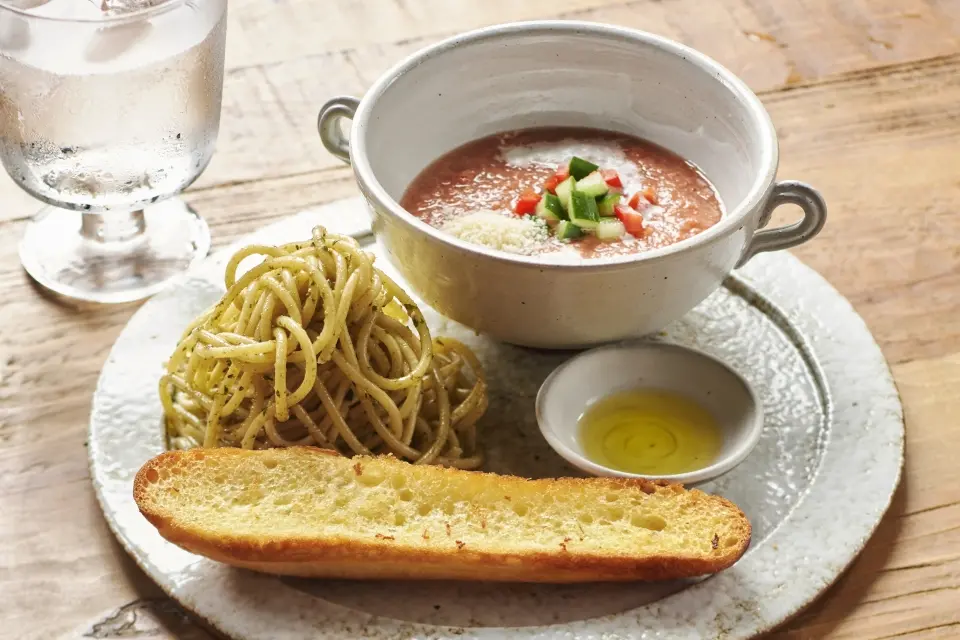 ガスパッチョつけ麺パスタ～ヨーロッパから初夏の風～