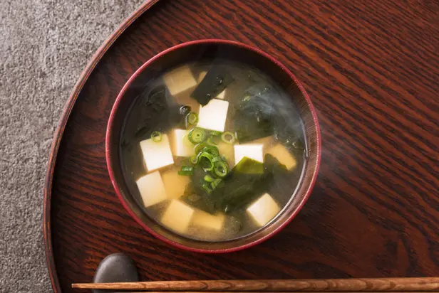 海帶芽海帶豆腐基本味噌湯