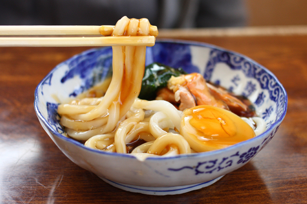 山形県酒田市栄華の時を想う、まつりの味『あんかけうどん』