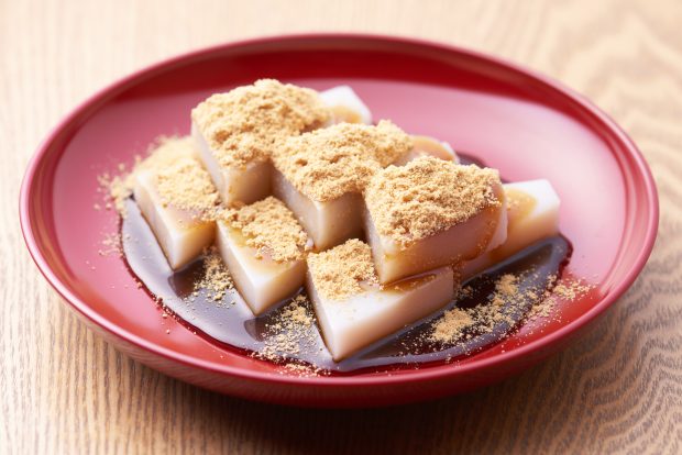 くず餅は和菓子で唯一の発酵食品！船橋屋が守り続ける伝統の製法とは？