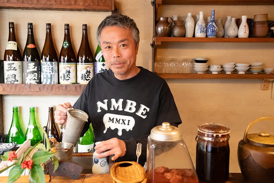 Vol.26 地味だからいい、気仙沼の郷土料理で一献。「サケフク」高橋慎一さんの「あざら」