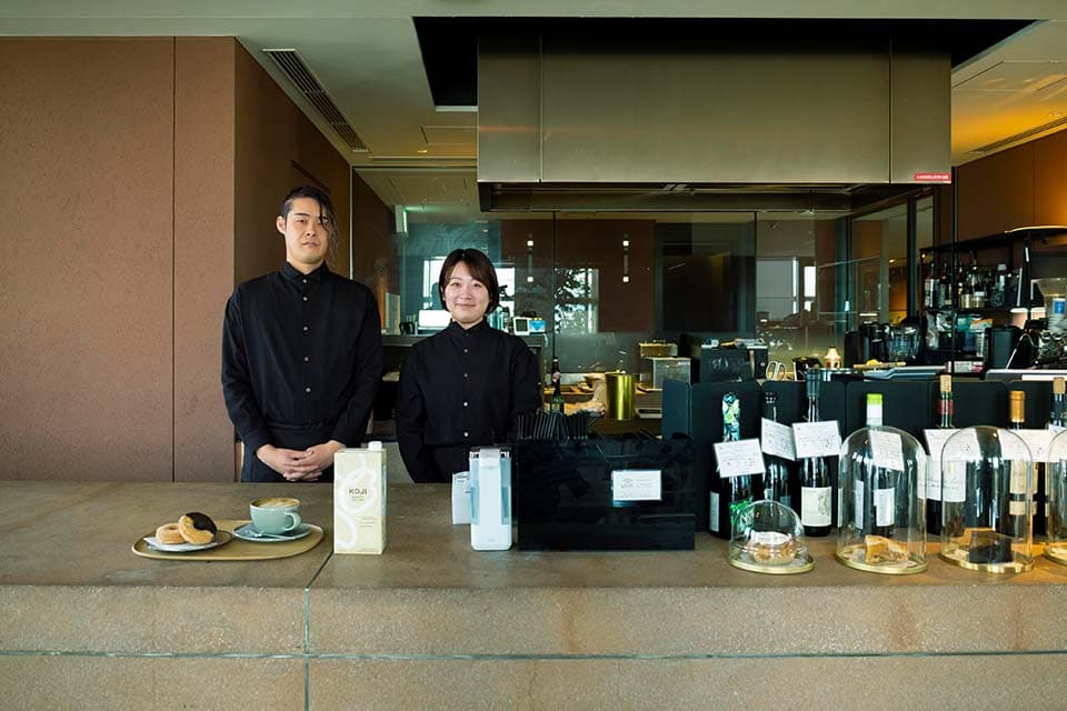 高層ビル最上階から大阪の街並みを一望！「YODOYABASHI SkyTerrace Cafe & Bar」でほっと一息できる一杯を