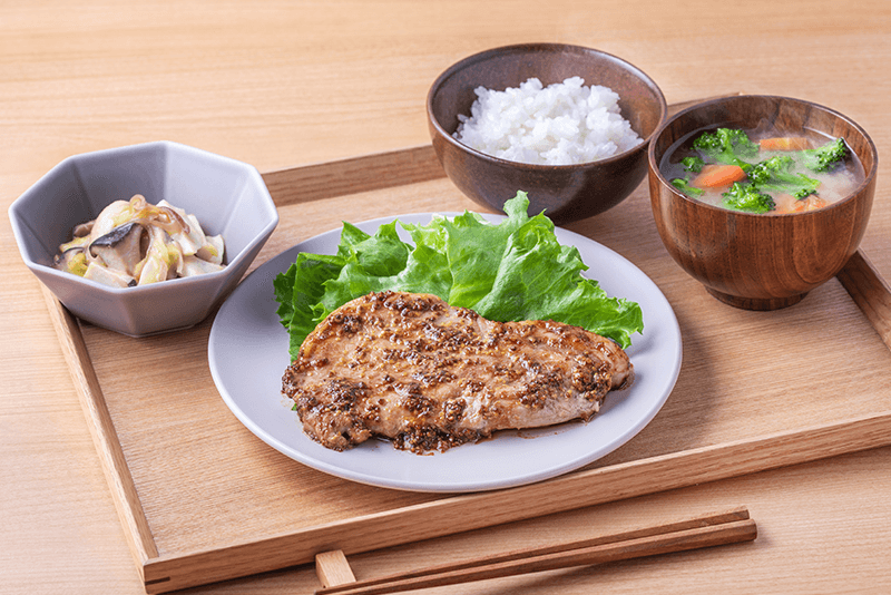 豚ロースのにんにくしょうゆ糀焼きの献立