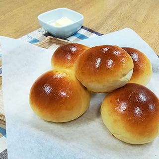 ご家庭で簡単パン作り！「糀甘酒で作る基本の丸パン」を作ってみました！
